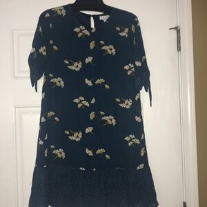 NWOT Avln Studio Brielle ruffle hemline S dress
